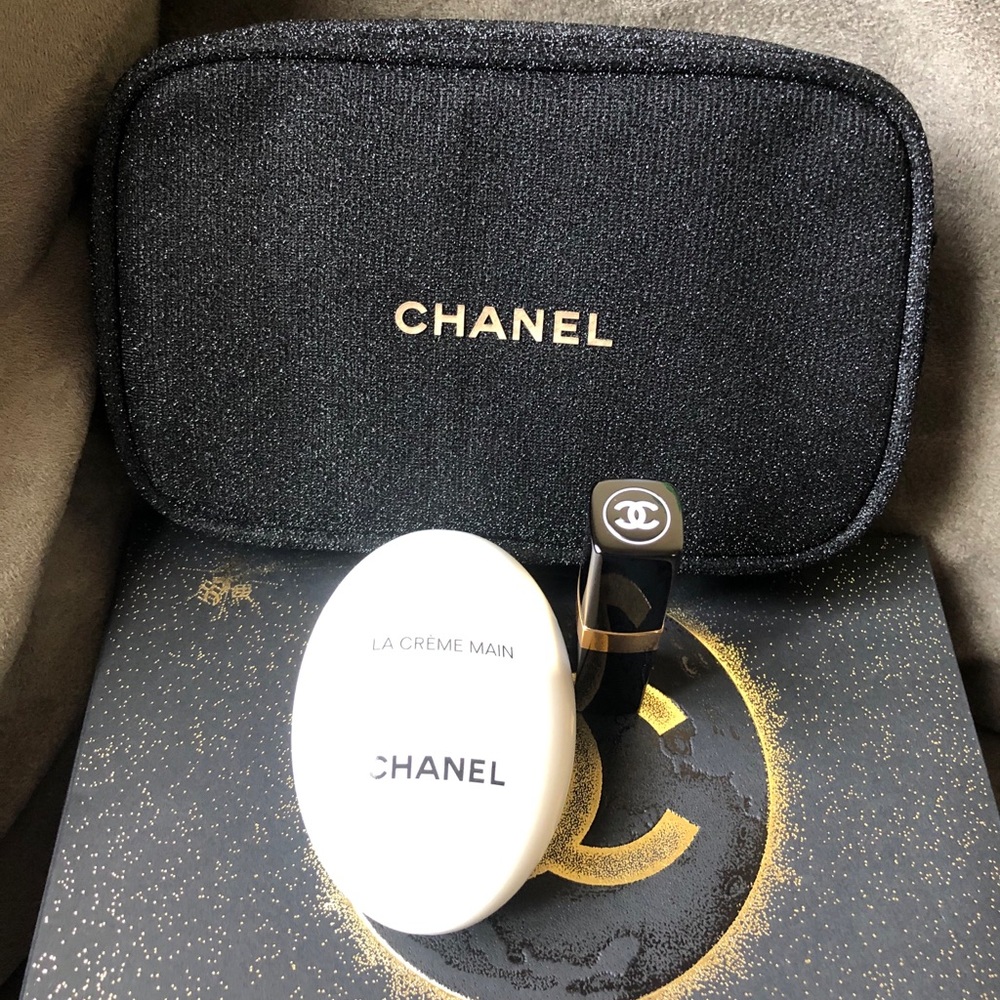 💕Authentic Chanel Holiday Moisture Must-Haves💕